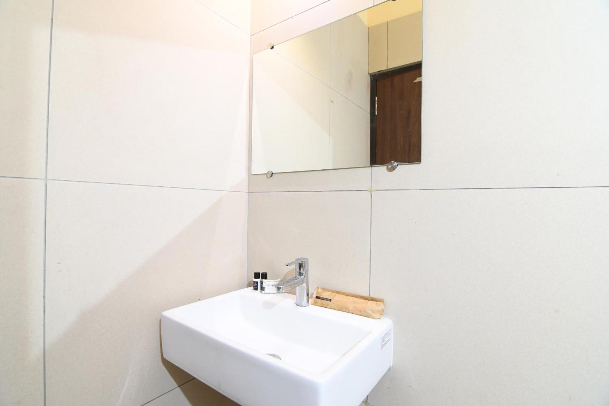 N B Sonar Bangla Hotel Kalyani Bagian luar foto