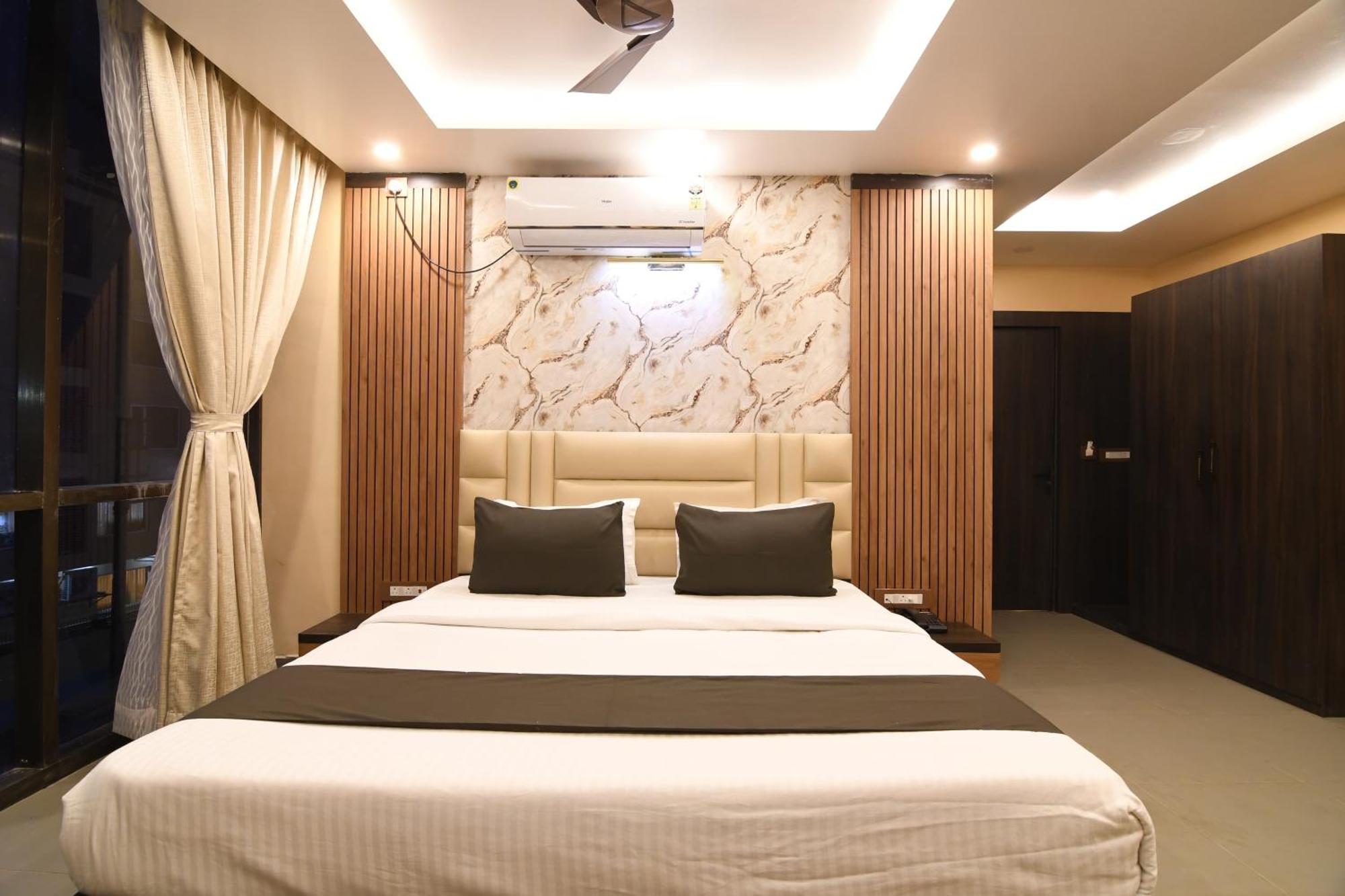 N B Sonar Bangla Hotel Kalyani Bagian luar foto