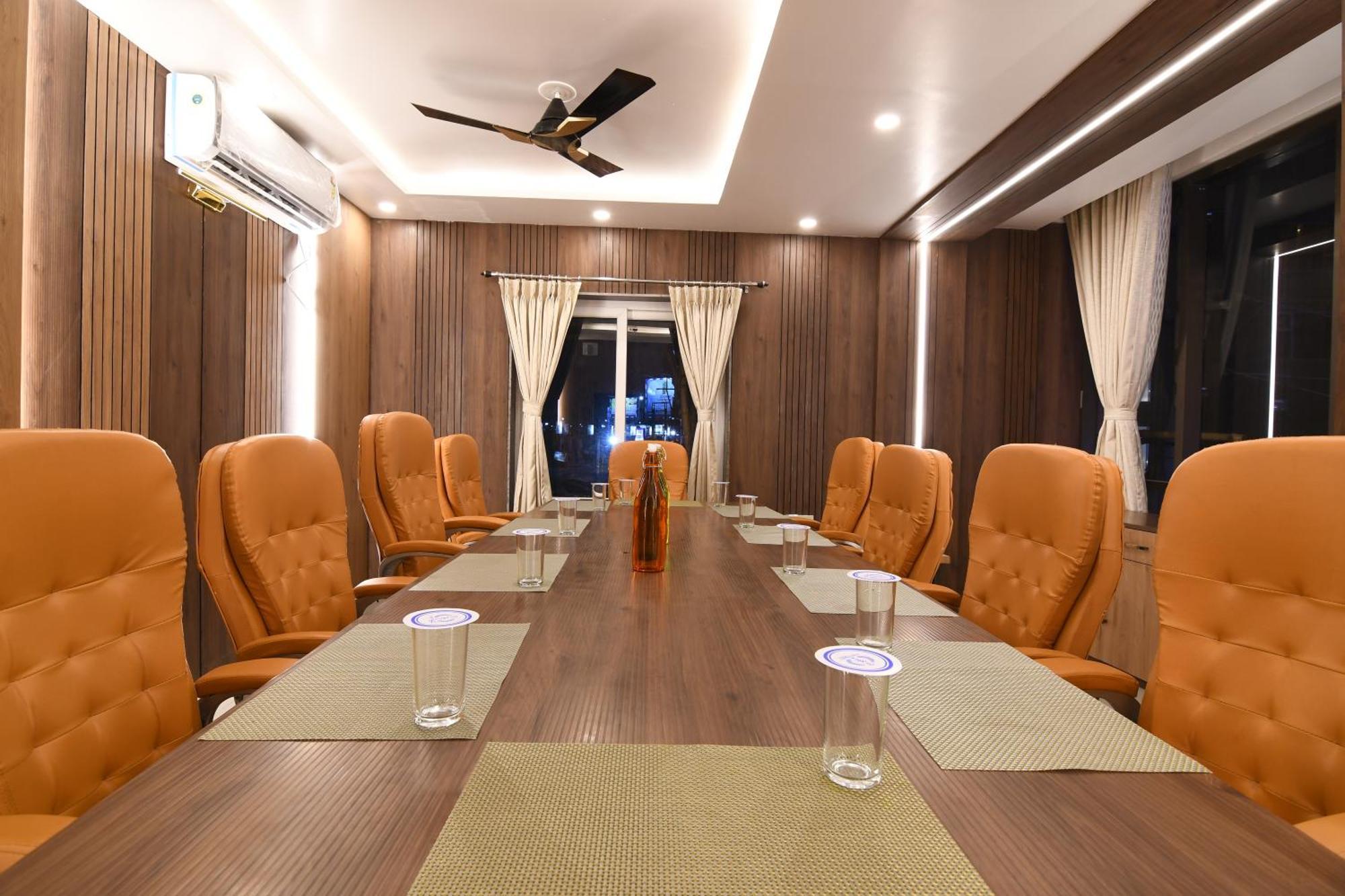 N B Sonar Bangla Hotel Kalyani Bagian luar foto