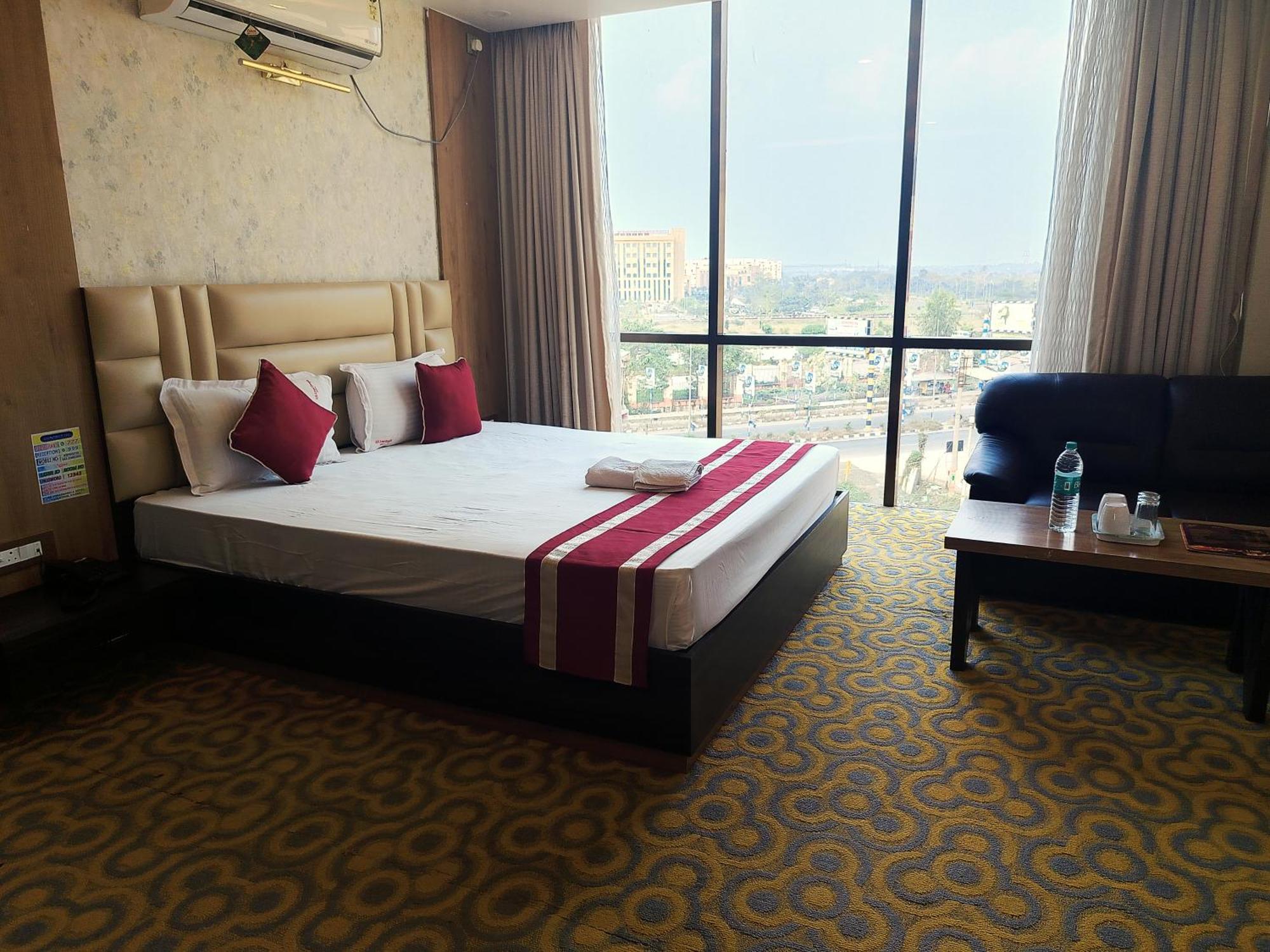 N B Sonar Bangla Hotel Kalyani Bagian luar foto